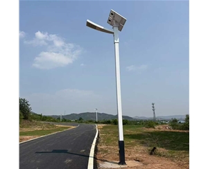 银川太阳能一体化路灯厂家